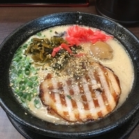 鬼炊き豚骨らーめん