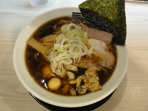 「山形鳥もつらーめん」@城東烈火の写真