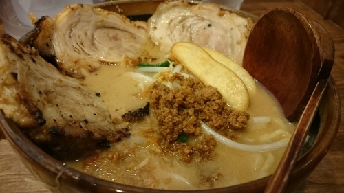 「北海道味噌　炙りチャーシュー」@彰膳 小倉南店の写真