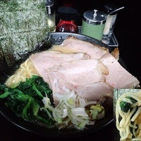 醤油トンコツチャーシュー麺880円