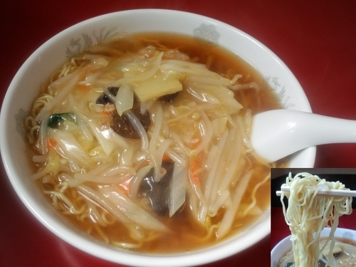 「サンマー麺大盛固め750円」@西福飯店の写真