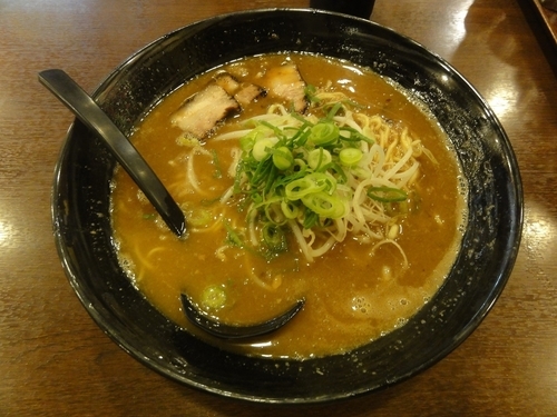 「カレーラーメン」@にんにくラーメン 幸ちゃん 本店の写真