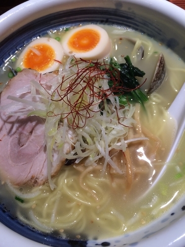 「とびっきりあさりバター」@俺流塩らーめん 神宮前店の写真