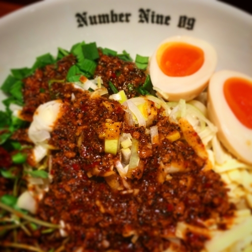 「油そばBlack」@麺Dining Number Nine 09の写真