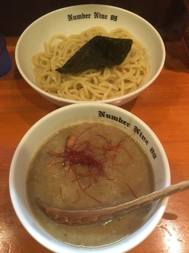 「煮干しつけ麺(熱盛り)800円」@麺Dining Number Nine 09の写真
