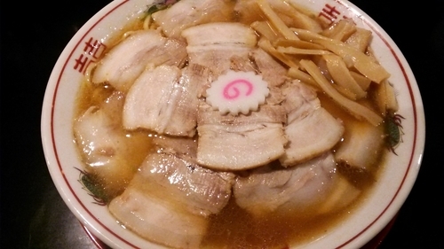 「肉煮干し中華そば」@肉煮干し中華そば さいころの写真