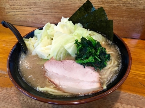 「塩ラーメン(キャベツ入り) ¥800」@ラーメン 大山家の写真