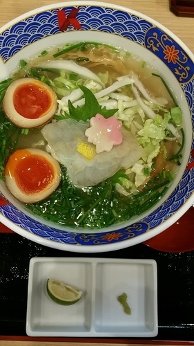 「ふぐだし潮らーめん」@ふぐだし潮 八代目けいすけ 東急プラザ銀座店の写真