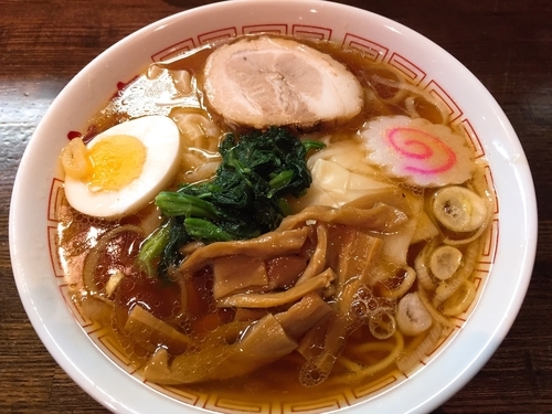 「ワンタンめん」@中華そば 光来の写真