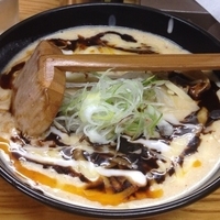 豚骨醤油チーズのせ(季節限定)850円