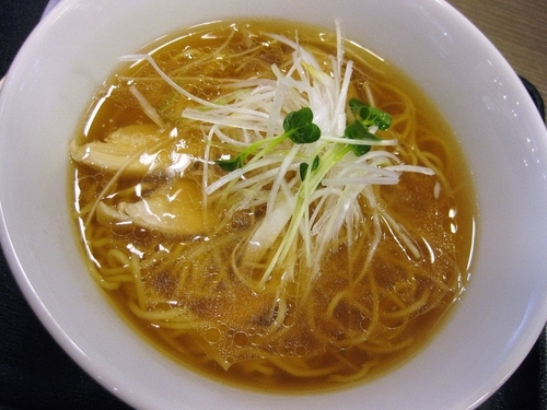 「信玄どりチャーシュー　鶏塩ラーメン￥780」@中央自動車道 談合坂SA 上りフードコートの写真