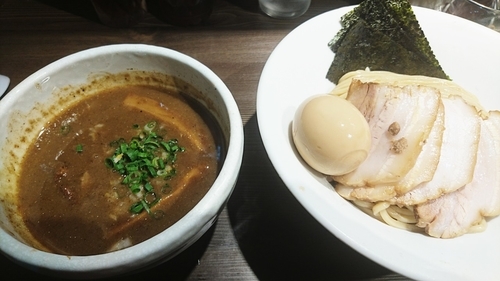 「特製濃厚煮干しつけ麺」@つけ麺 一燈の写真