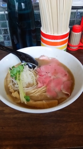 「豚鶏魚介醤油ラーメン (大)」@麺屋みつばの写真