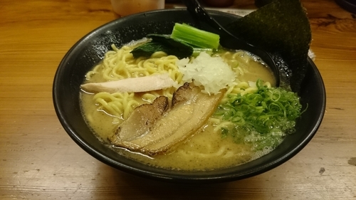 「鶏白湯らーめん（大）」@三代目麺処 「まるは」極 船橋店の写真