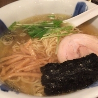 塩ラーメン (720円)