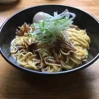 あぶらそば700円 味玉100円