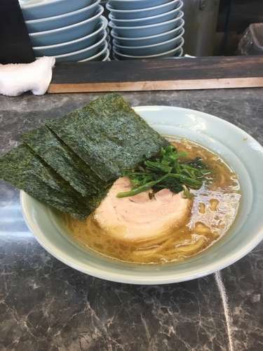 「ラーメン（650¥）」@横浜らーめん 椿家の写真