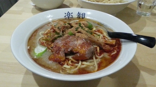 「赤珊瑚+大盛り」@楽観（赤）の写真