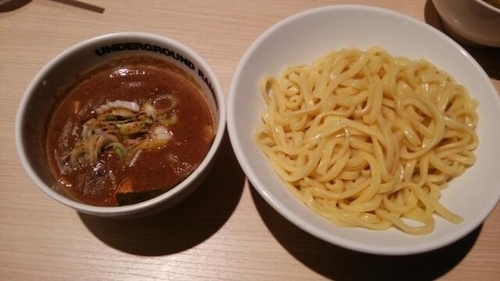 「つけめん(M)(あつもり)」@TOKYO UNDER GROUND RAMEN 頑者の写真