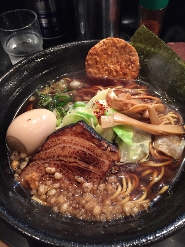 「焦がし醤油ラーメン」@麺家 うえだの写真