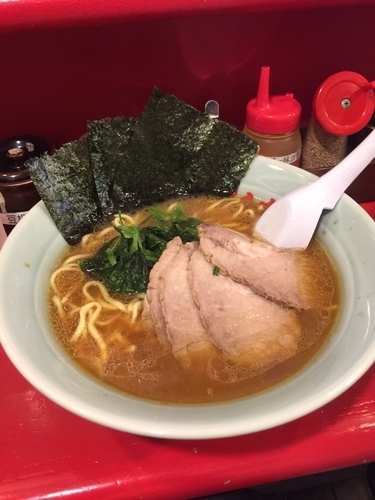 「チャーシュー麺中盛1000円、硬め濃いめ」@おーくら家 本店の写真