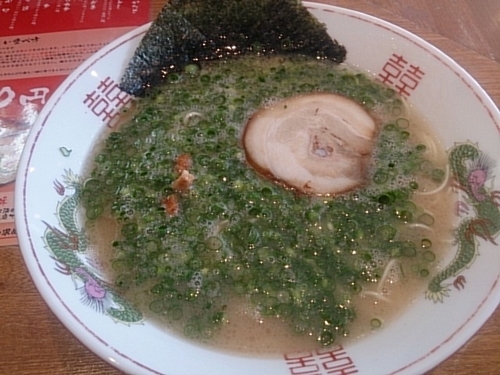 「久留米ラーメン ネギ」@元祖とんこつ 久留米ラーメン 山亭の写真