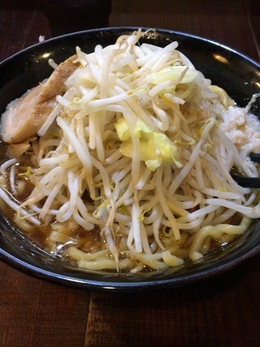 「ラーメン中」@麺や豚髭の写真