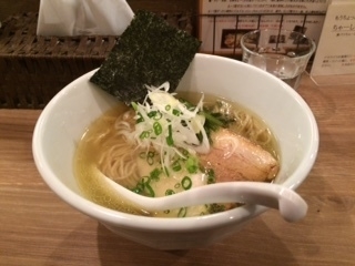 「淡麗系 鶏だしらーめん　 塩」@38 NOODLE KITCHENの写真