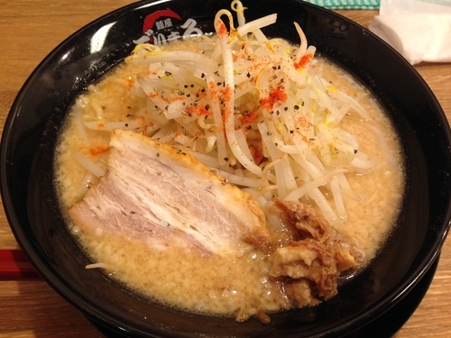 「ごりまるラーメン　￥７５０」@ラーメン ごりまる 鶴舞駅前店の写真