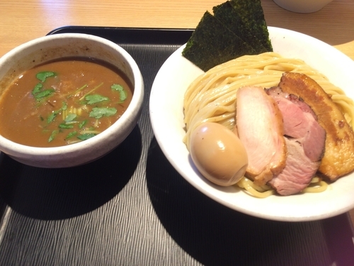 「特製濃厚煮干しつけ麺 大盛り」@煮干し中華そば 一燈の写真