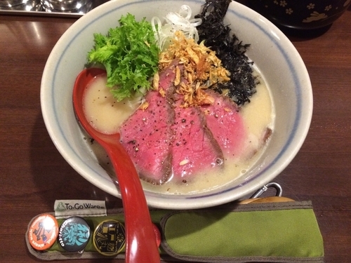 「牛骨しょう油ラーメン」@みなとや神戸 大阪駅前第3ビル店の写真