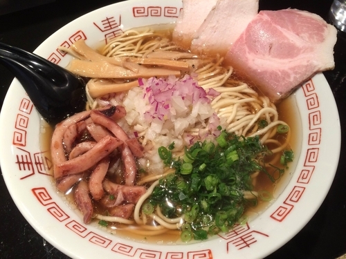 「【限定】烏賊煮干そば（700円）」@麺屋しゅうの写真