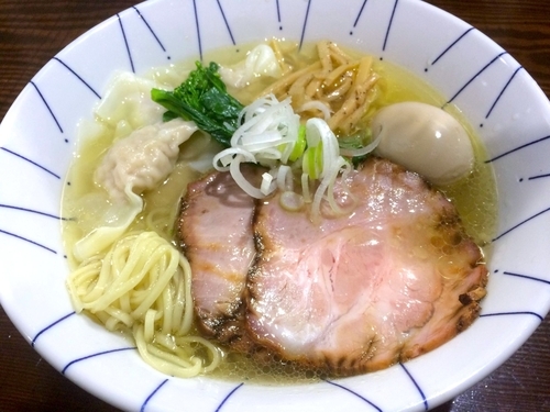 「【限定】雲呑中華そば（800円）＋豚増し（100円）」@二代目 むじゃきの写真