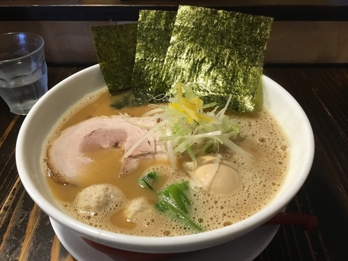 「濃厚旨コク鶏そば＋特製吉田盛り」@吉田商店の写真