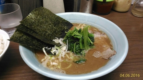 「らーめん\750 + ライス\50」@横浜家系 侍 渋谷店の写真