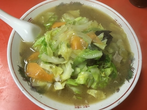 「タンメン700円、ラーメン500円」@中華 三原の写真