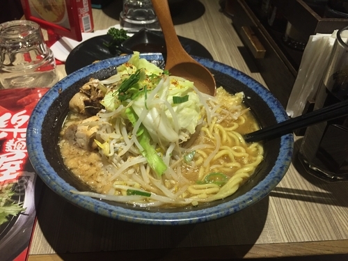 「叉燒二郎風蒜味拉麵 260台湾ドル」@樂麵屋 西門店の写真