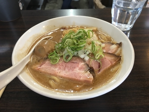 「魚介豚骨味玉ちゃーしゅーめん」@浜田山の写真