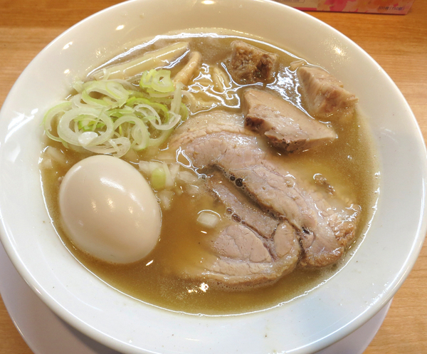 特製鶏白湯ラーメン