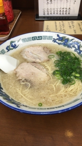 「ラーメン」@らーめん 八の写真