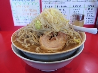 「ラーメン　大　600g　爆盛り」@麺屋 桐龍の写真