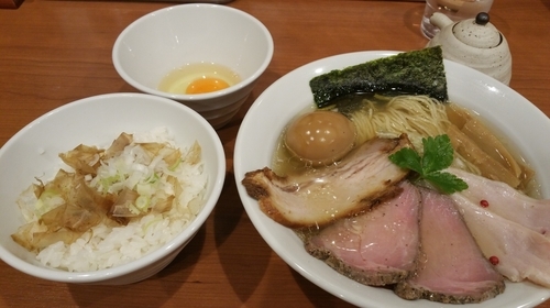 「特製塩ラーメン+絶品卵かけごはん(小)」@中華そば 七麺鳥の写真