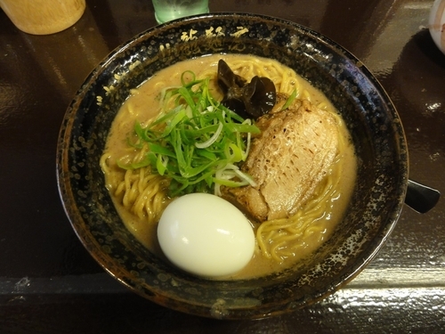 「白豚骨」@バカヤロー！！龍麺房の写真