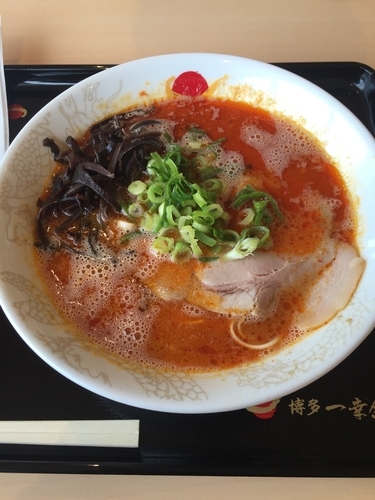 「赤ラーメン  850円」@博多一幸舎 ららぽーと立川立飛店の写真