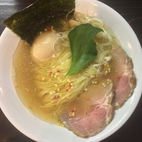 「味玉ダシSOBA・白(白トリュフの香り)￥900円」@中華そば 先崎の写真