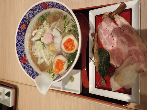 「ふぐだし潮らーめん極み盛り＋ふぐ茶漬けセット」@ふぐだし潮 八代目けいすけ 東急プラザ銀座店の写真