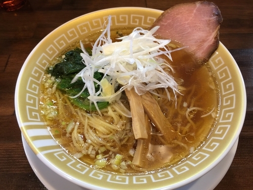 「中華らぁ麺_醤油」@らぁ麺 しろがね 松本本店の写真