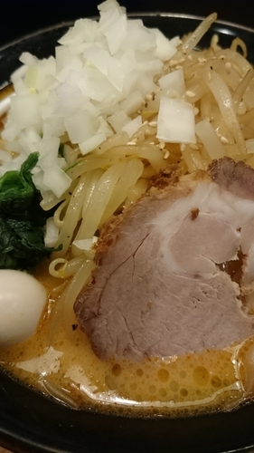 「味噌ラーメン８００円」@横浜家系ラーメン 釜利家 大手町店の写真