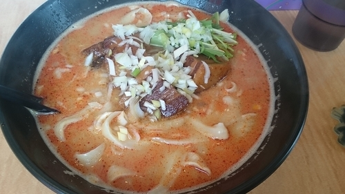 「角煮刀削担々麺」@刀削麺屋 港南店の写真