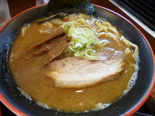 「節とんらーめん」@節系とんこつらぁ麺 おもとの写真